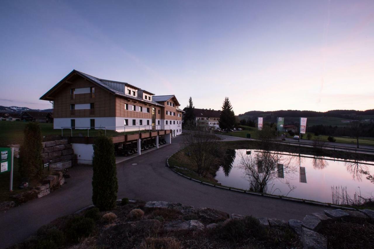 Chalet Alpenrose 134Qm Am Golfplatz Оберштауфен Экстерьер фото